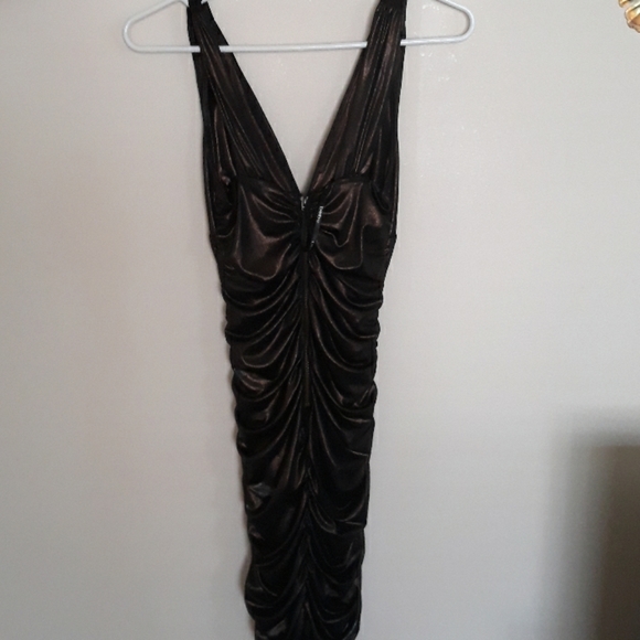 Dress - Picture 2 of 6